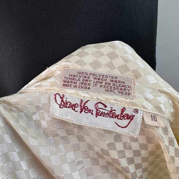 Vintage Diane Von Furstenberg Cream Ivory Tone Blouse Casual Button-Down Size 10 - Picture 8 of 8